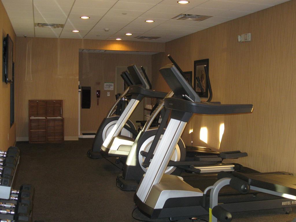 Little Missouri Inn & Suites New Town Ngoại thất bức ảnh
